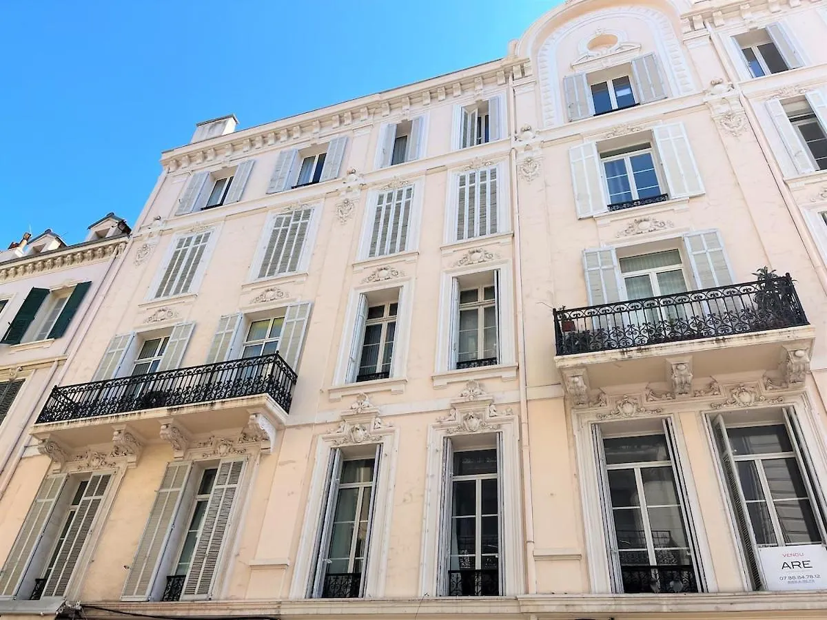 Iris Apartment Backcroisette Cannes